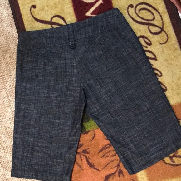 NWOT Michelle Plaid shorts size 11.. - Picture 7 of 8